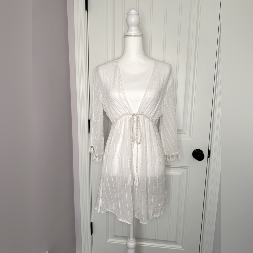 NWT Blue Island White Swimsuit Cover Up with V-Neckline & Adjustable Tie
